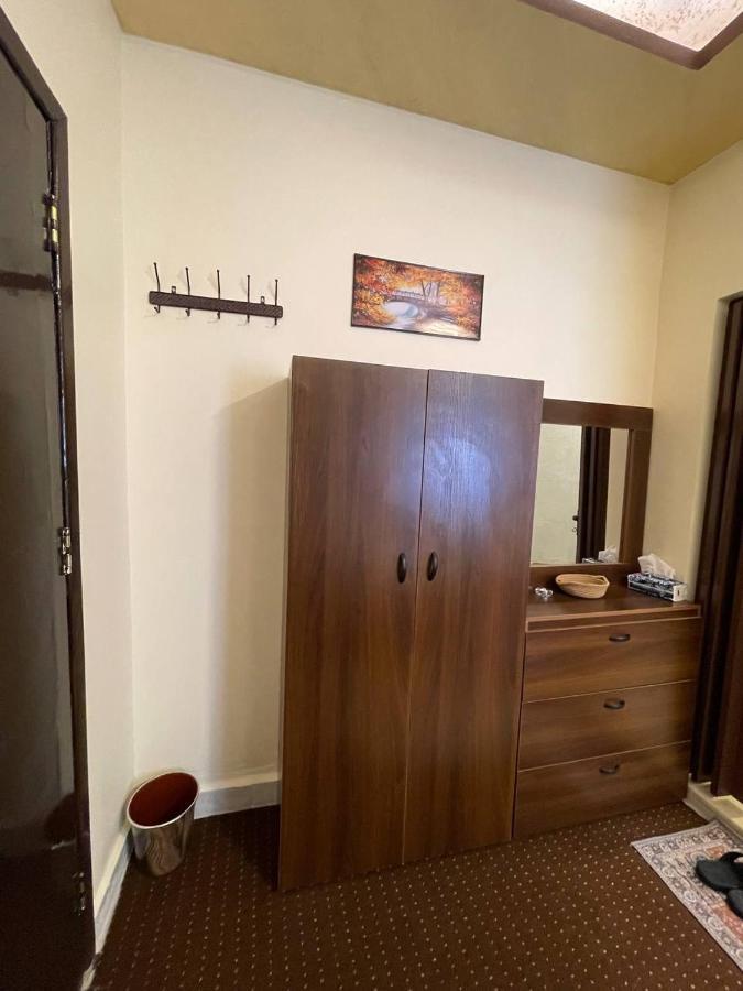 Ad Deir Guesthouse Ваді-Муса Екстер'єр фото